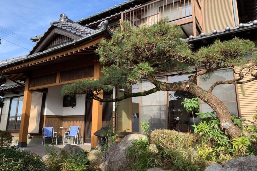 太宰苑 - Dazaien Traditional Japanese Houses Дадзайфу Экстерьер фото
